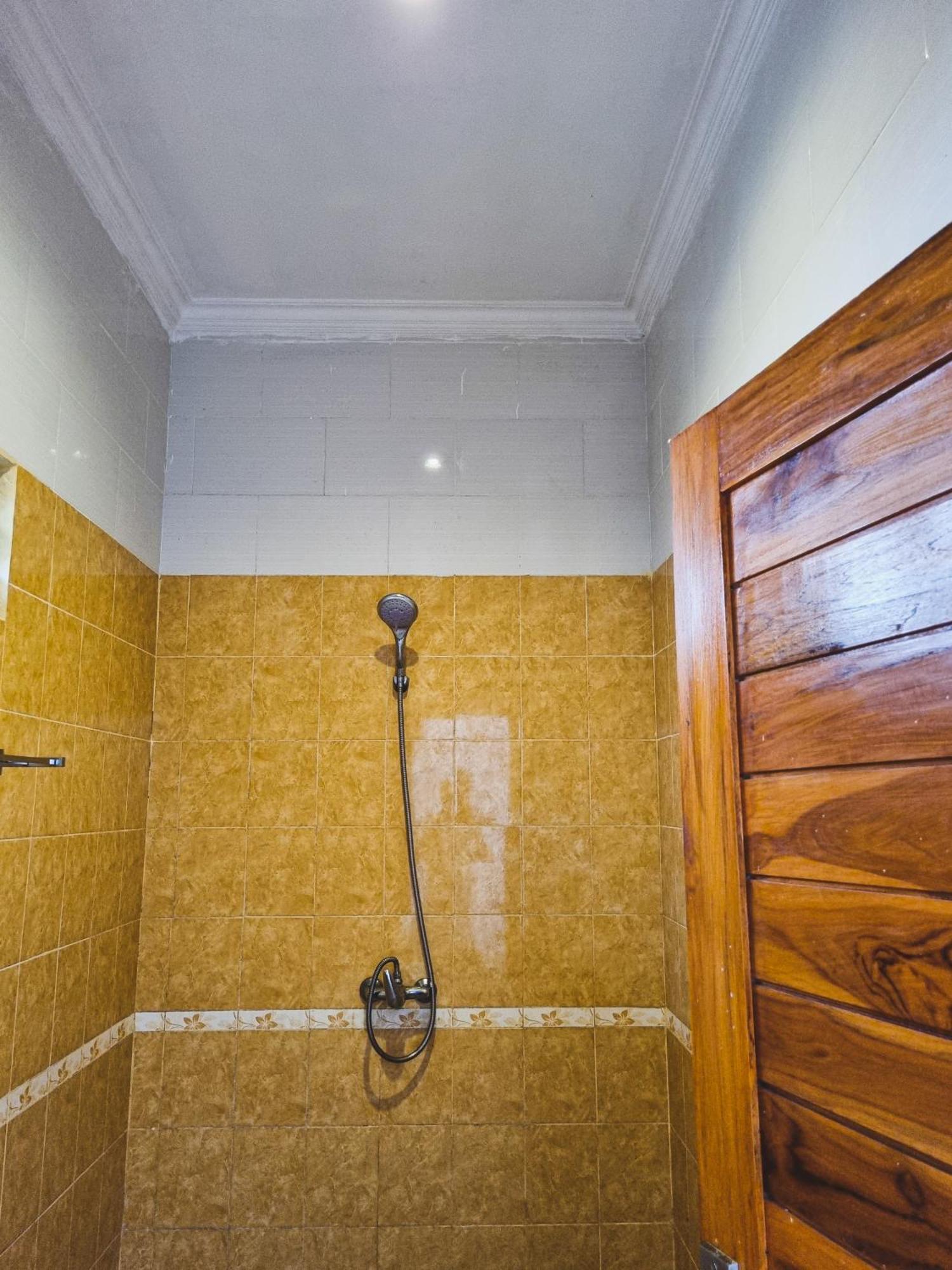 Hokita Home Stay Nusa Lembongan  Luaran gambar